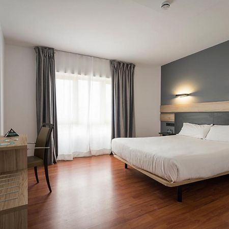 Hotel Alda Centro Хихон Екстериор снимка