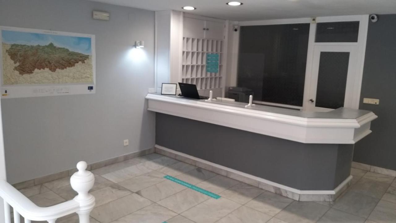 Hotel Alda Centro Хихон Екстериор снимка