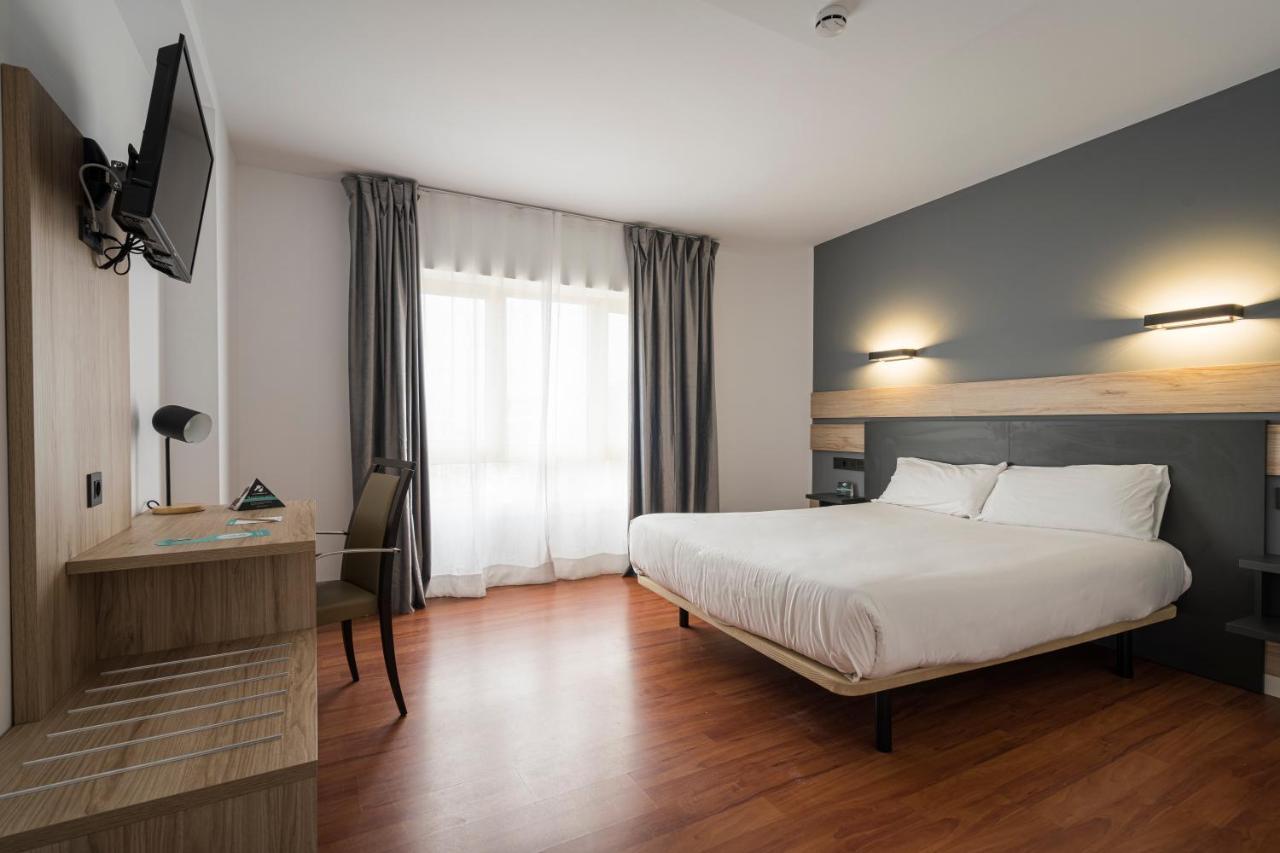 Hotel Alda Centro Хихон Екстериор снимка