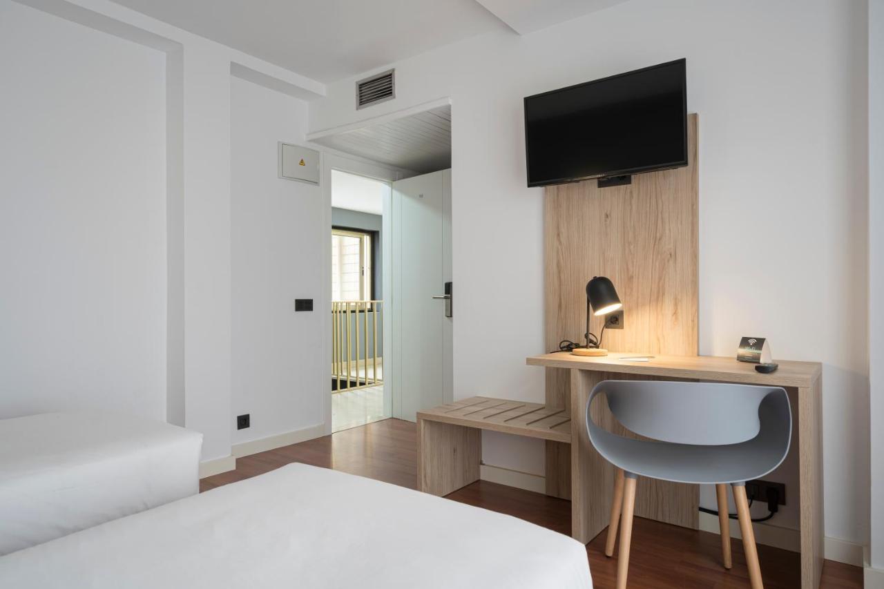 Hotel Alda Centro Хихон Екстериор снимка