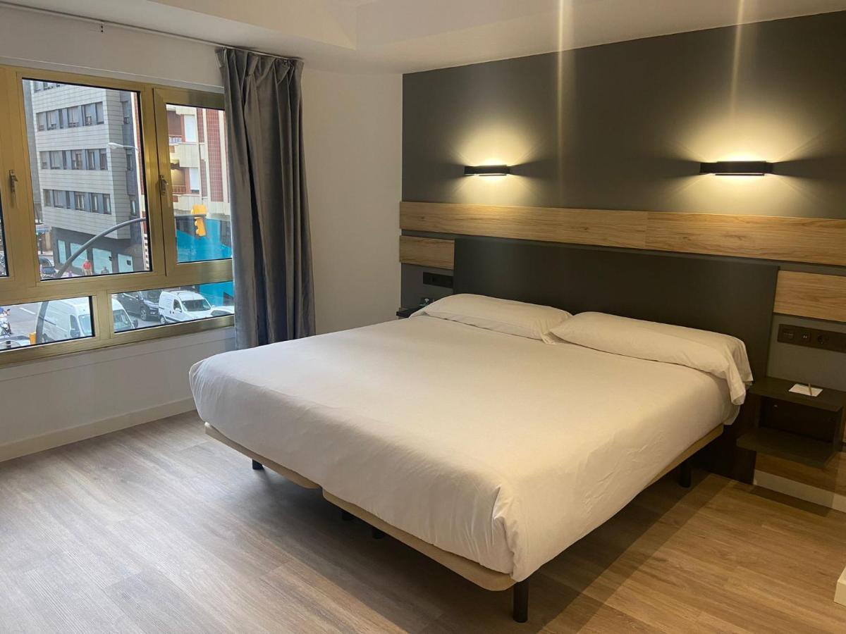 Hotel Alda Centro Хихон Екстериор снимка